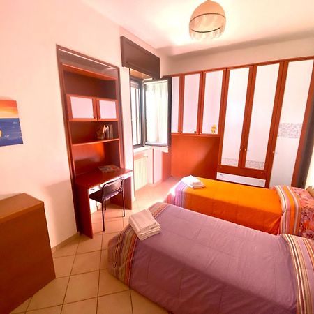 Un Posto Al Sole Apartment บรินดิซิ ภายนอก รูปภาพ